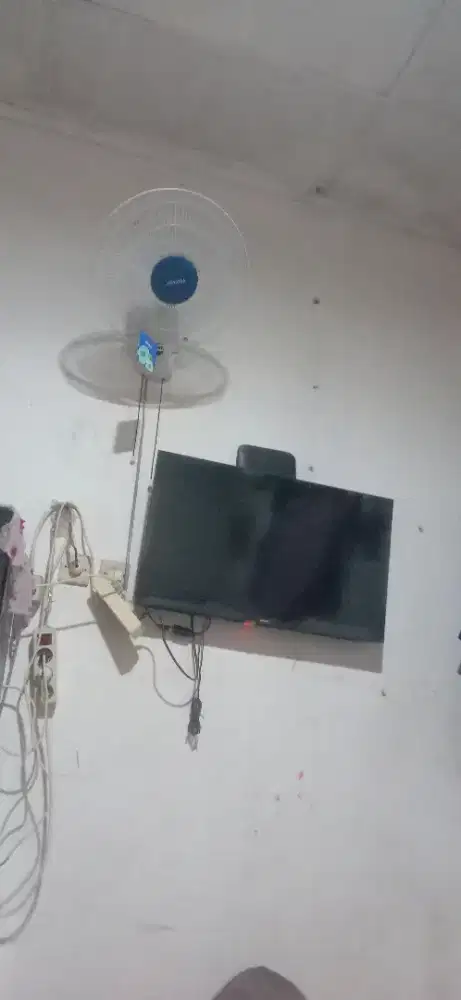 Jual tv merek Sharp lengkap semua sama garansi