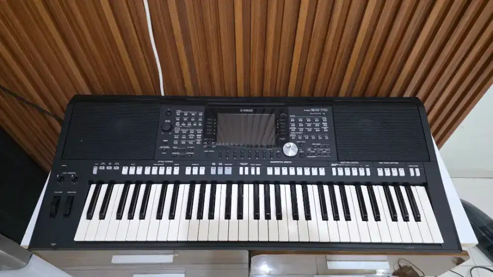 Yamaha psr s975 like new mulus seperti baru
