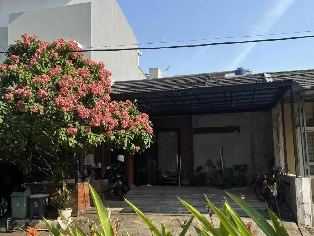 Dijual rumah Full Furnished di Komp Essence Park, Jatibening Baru, Pd Gede, Bekasi