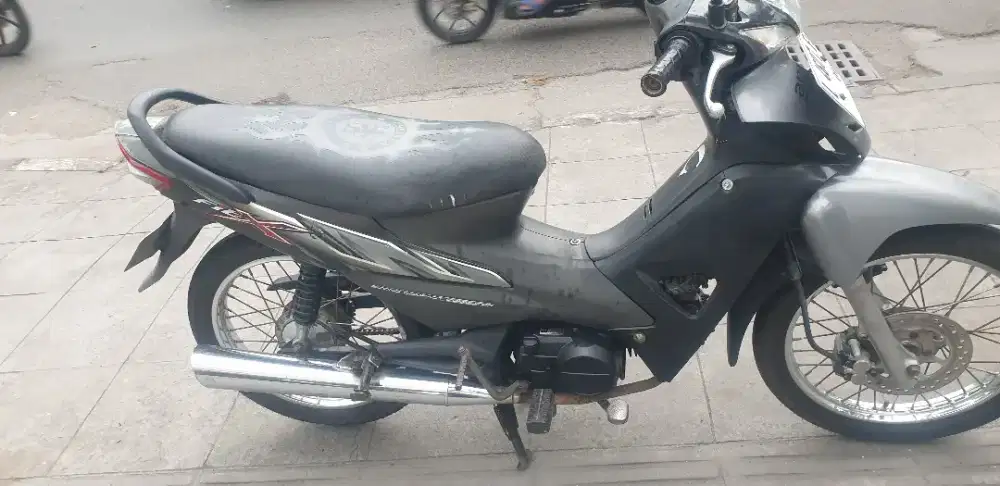 Supra Fit X th 2008 bagus pjk baru