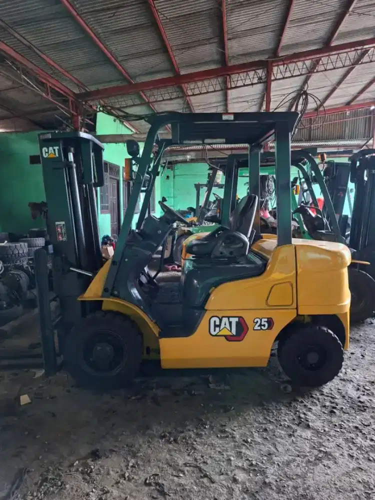 Forklift Caterpillar 2,5 Ton, Manual,Tiang 3 Meter,S4S,Tahun 2018