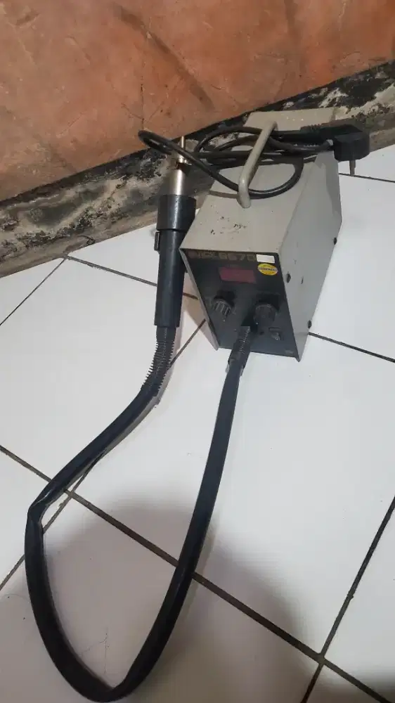 Blower solderan uap Quick 857 D