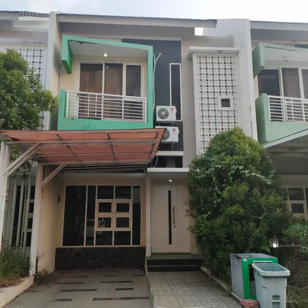 DI JUAL RUMAH 2 LANTAI DI KAWASAN ELITE CENTRO GKB GRESIK