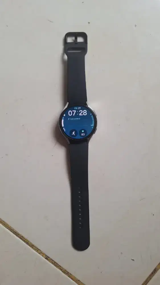 Samsung watch 6 (44mm)
