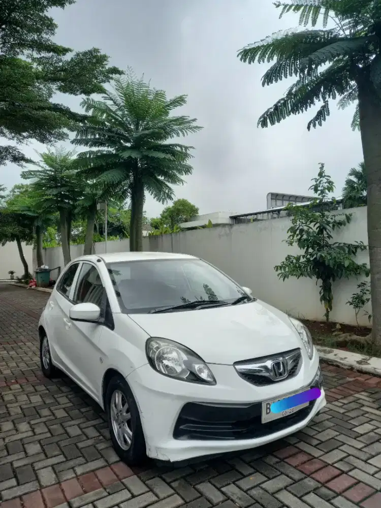 Di Jual Honda Brio CBU 1.3 E Automatic AT 2013 KM Low