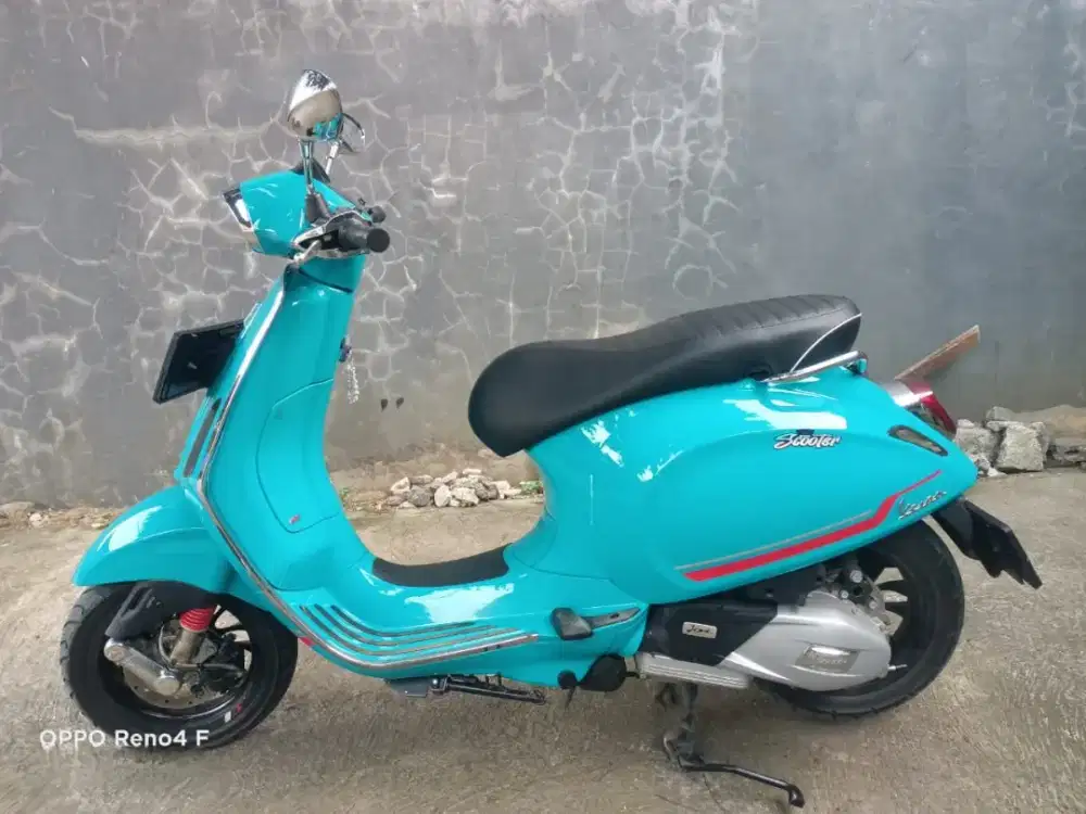Vespa sprint s i-get 150