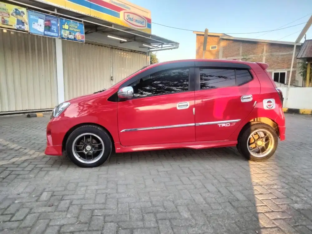 Jual murah mobil agya mulus