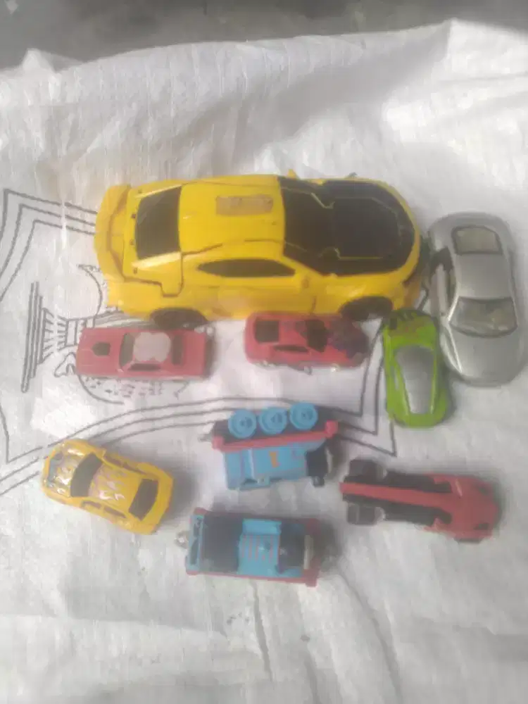 Mainan mobil mobilan borongan