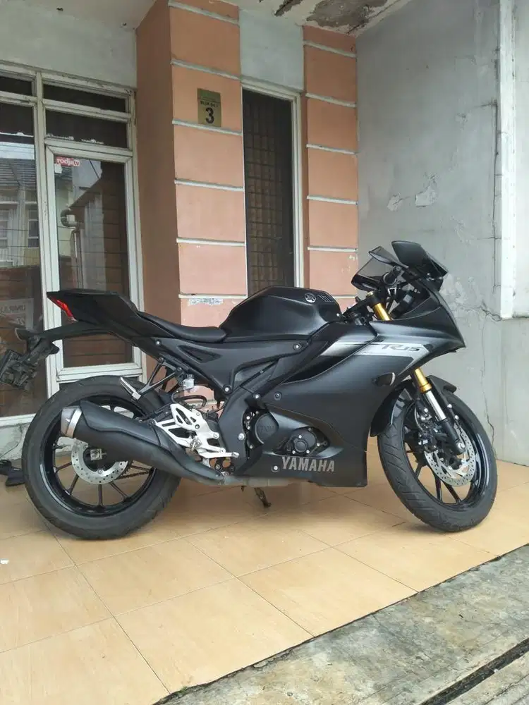 Yamaha R15 V4 Hitam 2025 - KM Low 3rb Pajak Hidup GRESS Like New