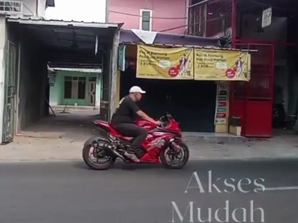 Terbaik  Dekat tol. Cluster hadap jalan raya,Cilangkap Jakarta Timur