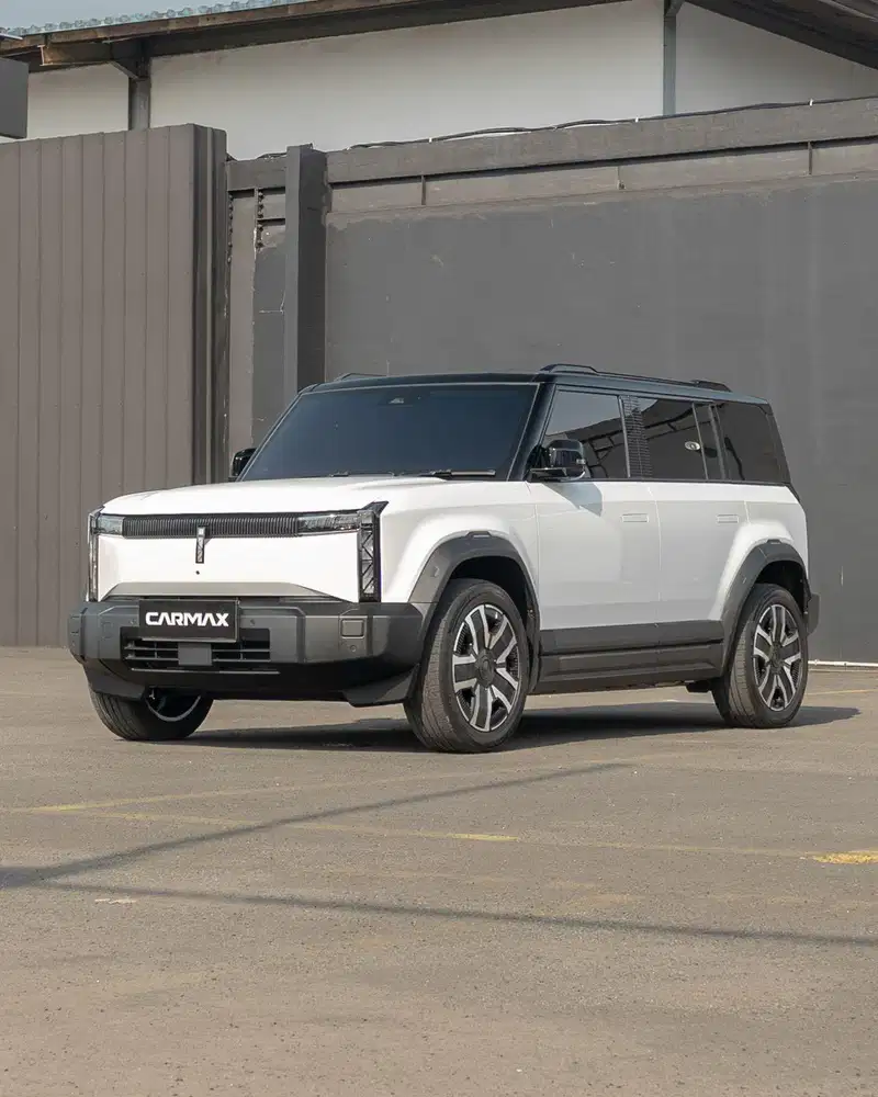 J6 IWD 2025 (4x4) AWD