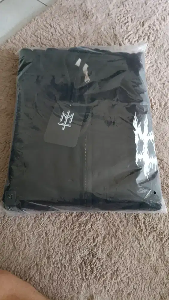 Zipper maternal size M baru artikel meltae