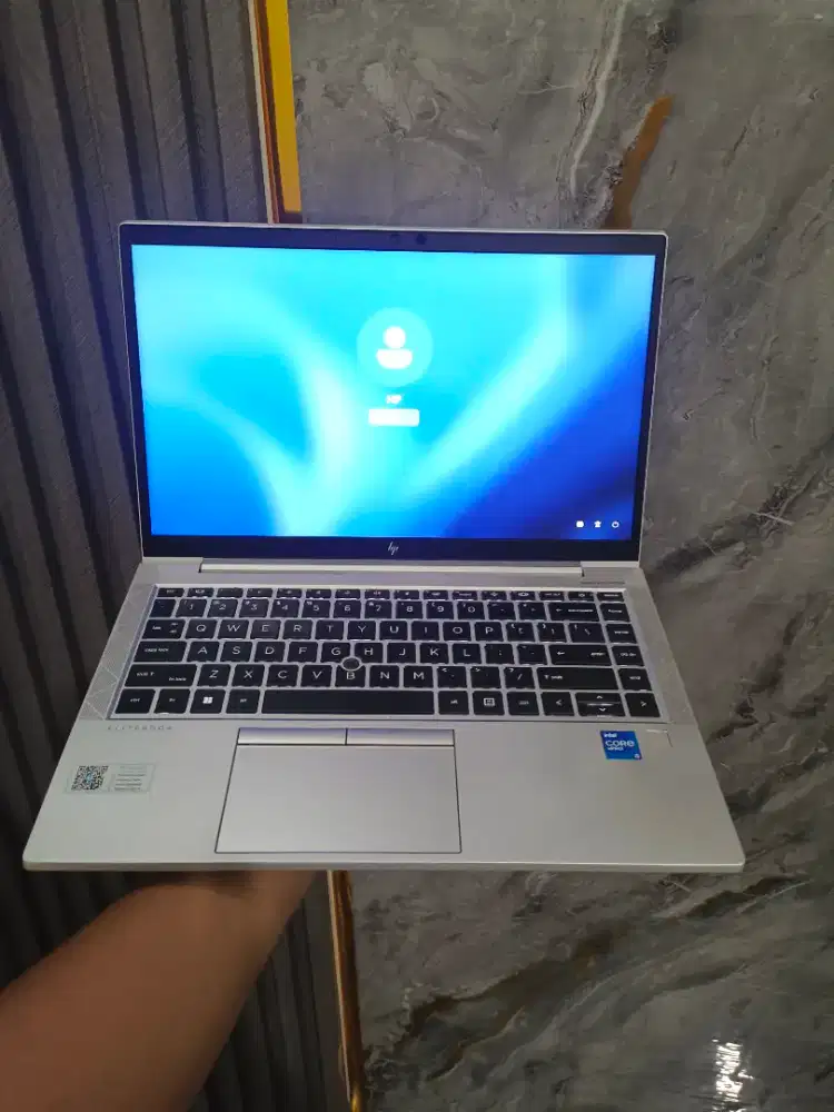 HP EliteBook 840 G8 tochscren i5 ram 16 gb garansi resmi 1 tahun