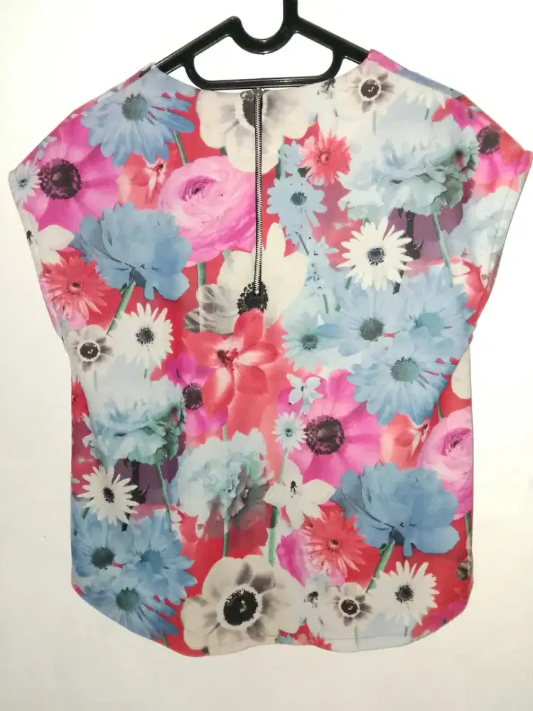 Preloved Baju Bunga