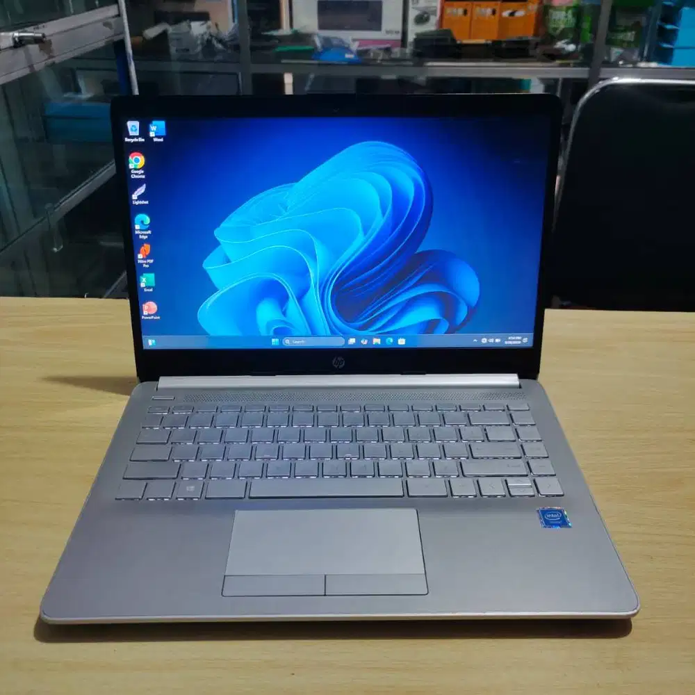 Laptop HP ProBook 14S Intel N4025U RAM 8GB Mulus SSD Siap Pakai