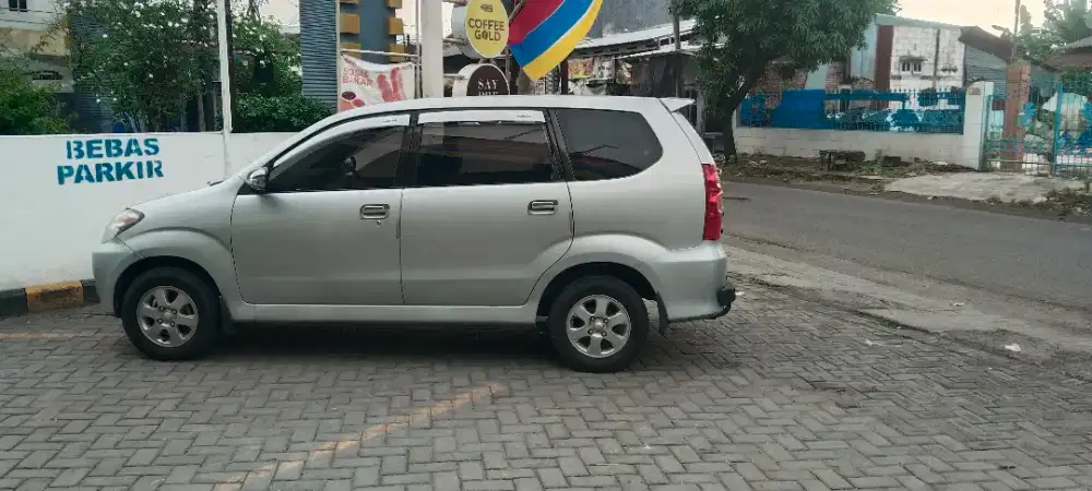Avanza type G 2005 manual silver