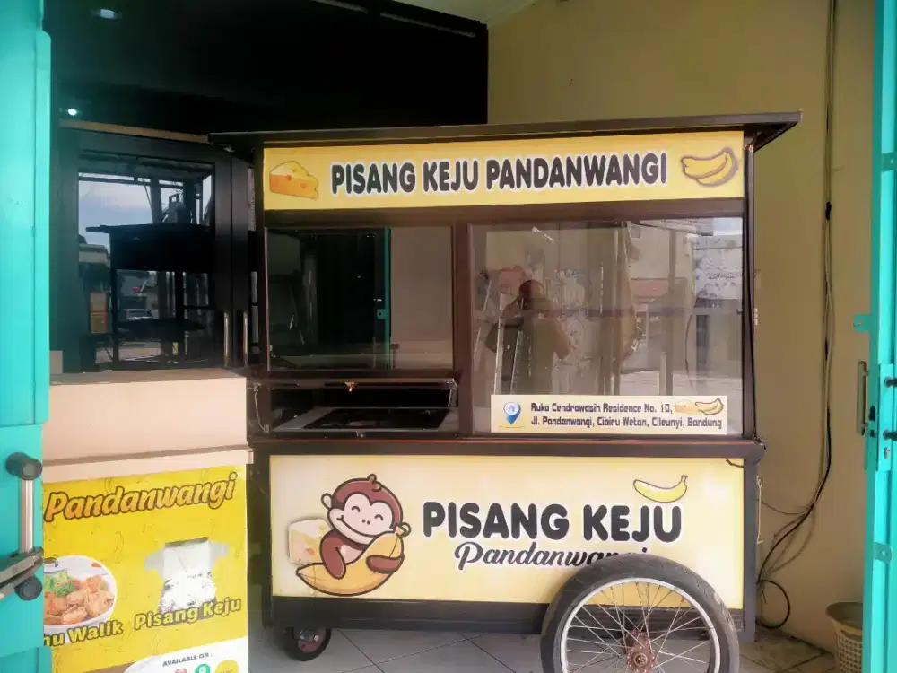 Gerobak Roda 2 Bahan Besi