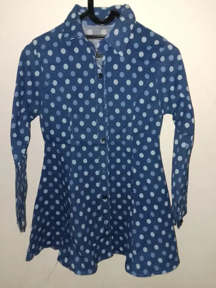 Preloved baju motif polkadot