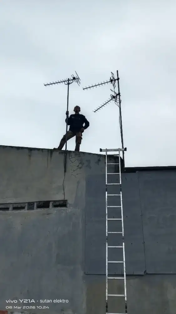 Spesialis ahli pemasangan Antenna tv digital, kami jamin jernih