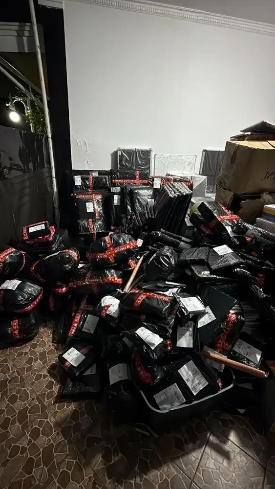 DICARI!! CEWE ADMIN ONLINE SHOP