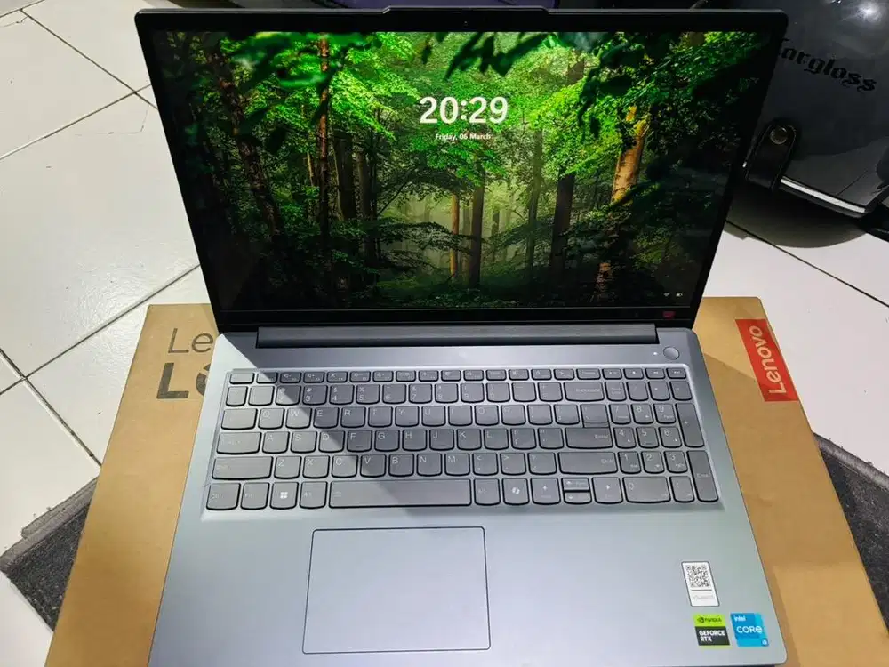 Lenovo LOQ IAX9E Intel core i5 12450HX RTX 3050