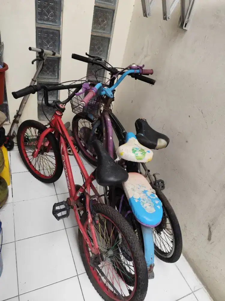 Jual 3 sepeda & 1 Skutter daerah rorotan cilincing