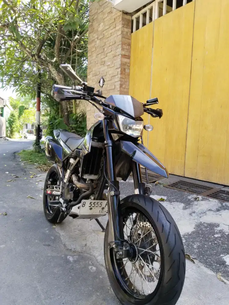 KAWASAKI DTREKER 250 CC TAHUN 2022 PAJAK OFF 2X SURAT LENGKAP