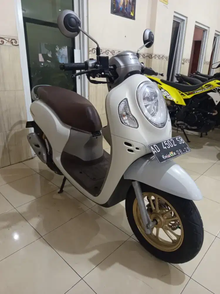 Scoopy fi prestige