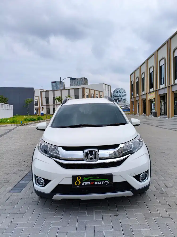 BRV E 1.5 Matic AT 2017 kilometer 6rb antikk