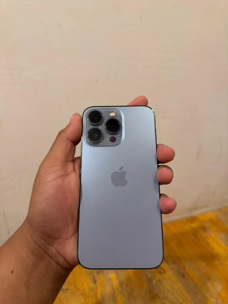 Iphone 13 pro siera blue 128gb beacukai permanen seperti ibox