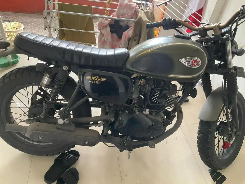 Motor Kawasaki W175 dijual