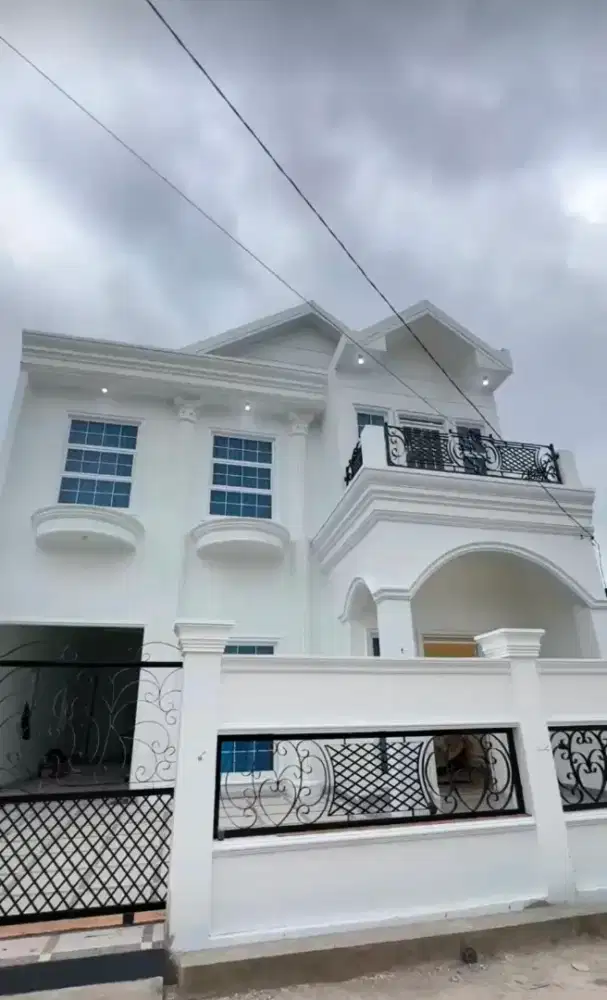 RUMAH BARU ADA KOLAM RENANG KAMAR TIDUR 7