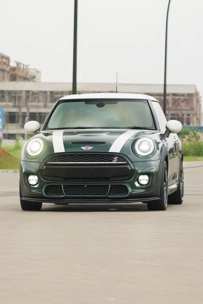 Mini Cooper 2.0 S 3 Doors Turbo LCI Red Hot F56 2019