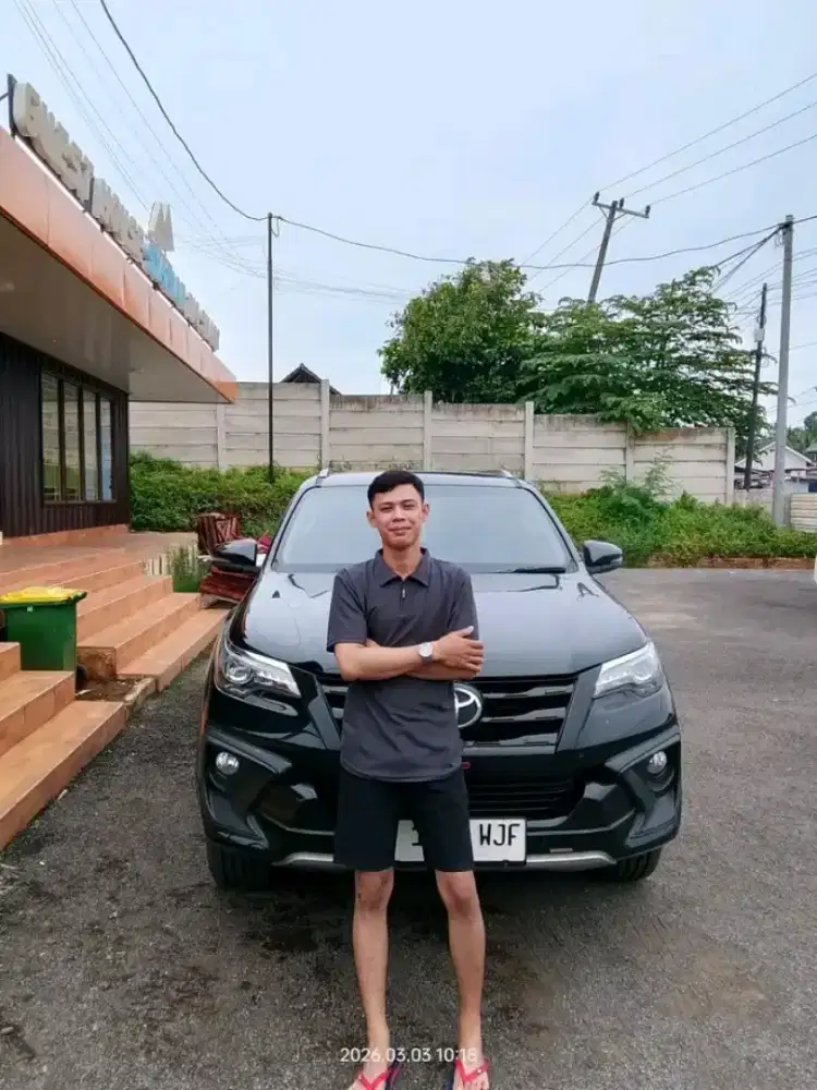 JASA SOPIR pribadi FREELANCE DAN JASA  kursus mengemudi freelance