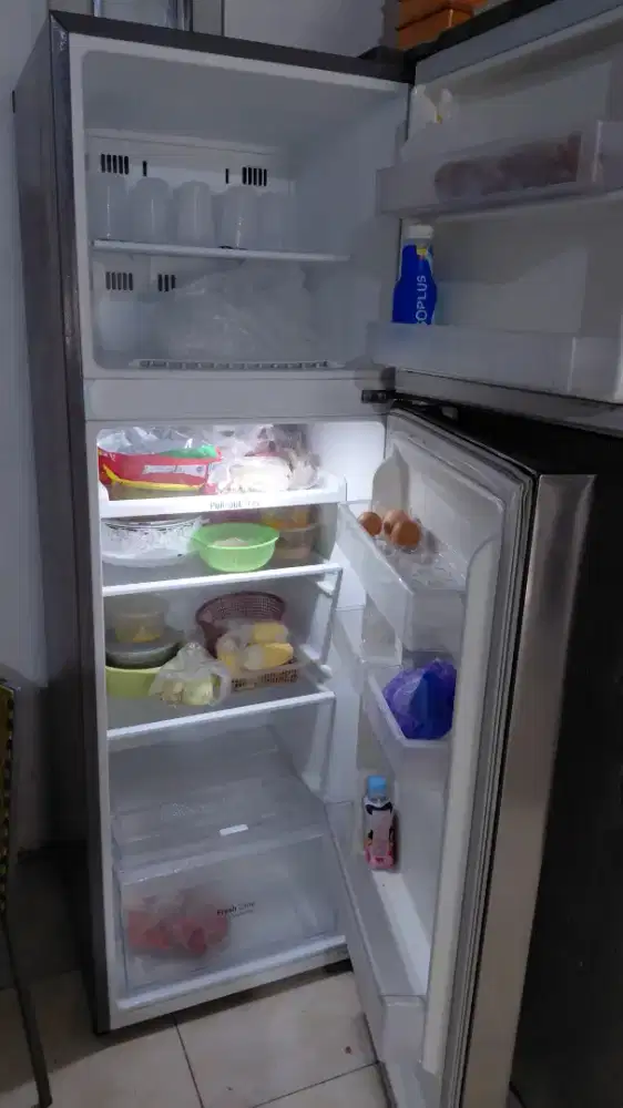 Kulkas LG 2 pt inverter