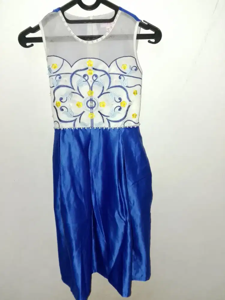 Preloved gaun pesta anak