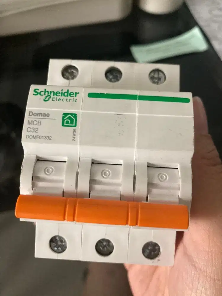 Mcb scheneider 3damae phase32A