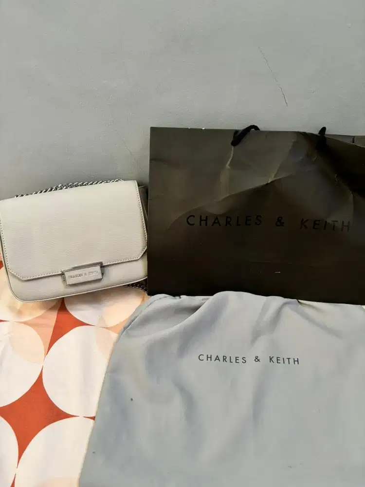 Jual Tas Charles & Keith