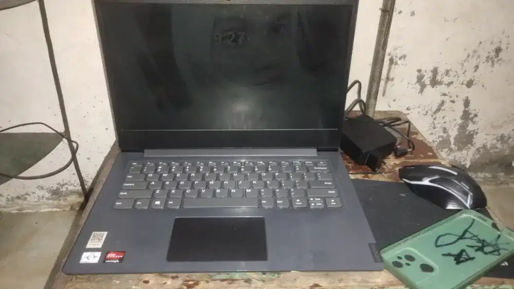 Di jual laptop bekas !!
