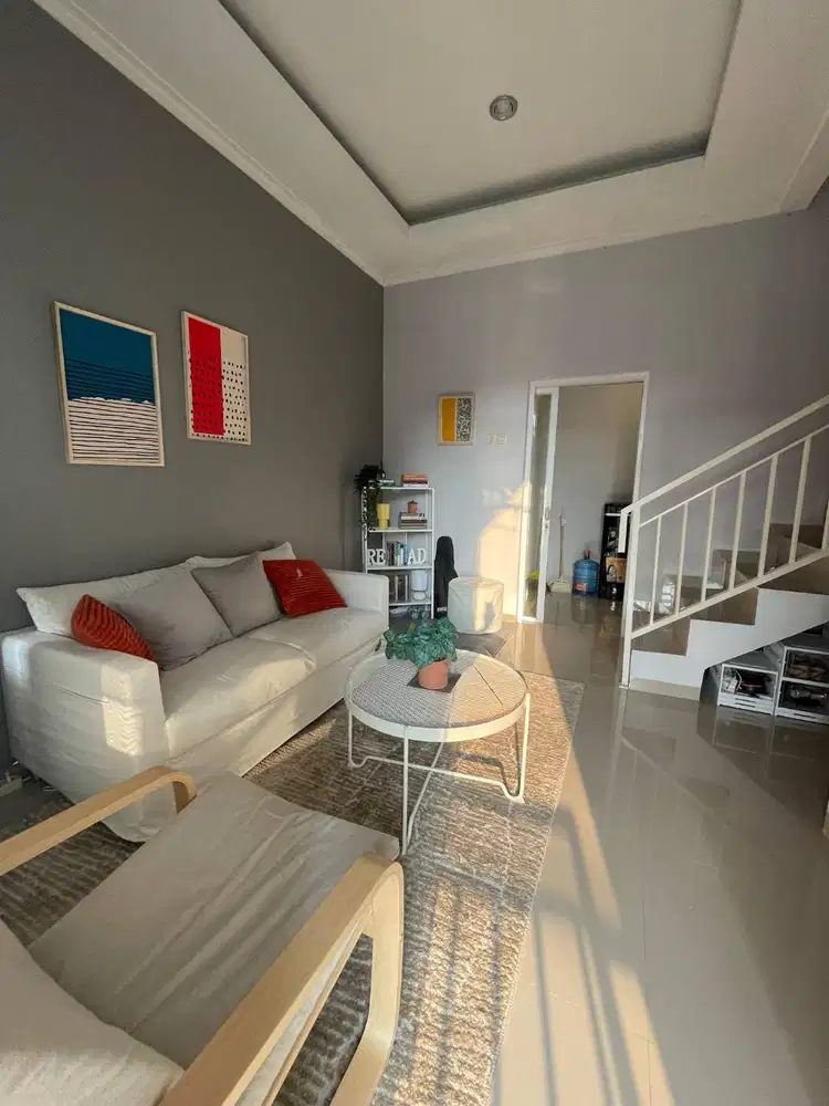 Dijual Rumah Siap Huni di Sariwangi Regency Bandung