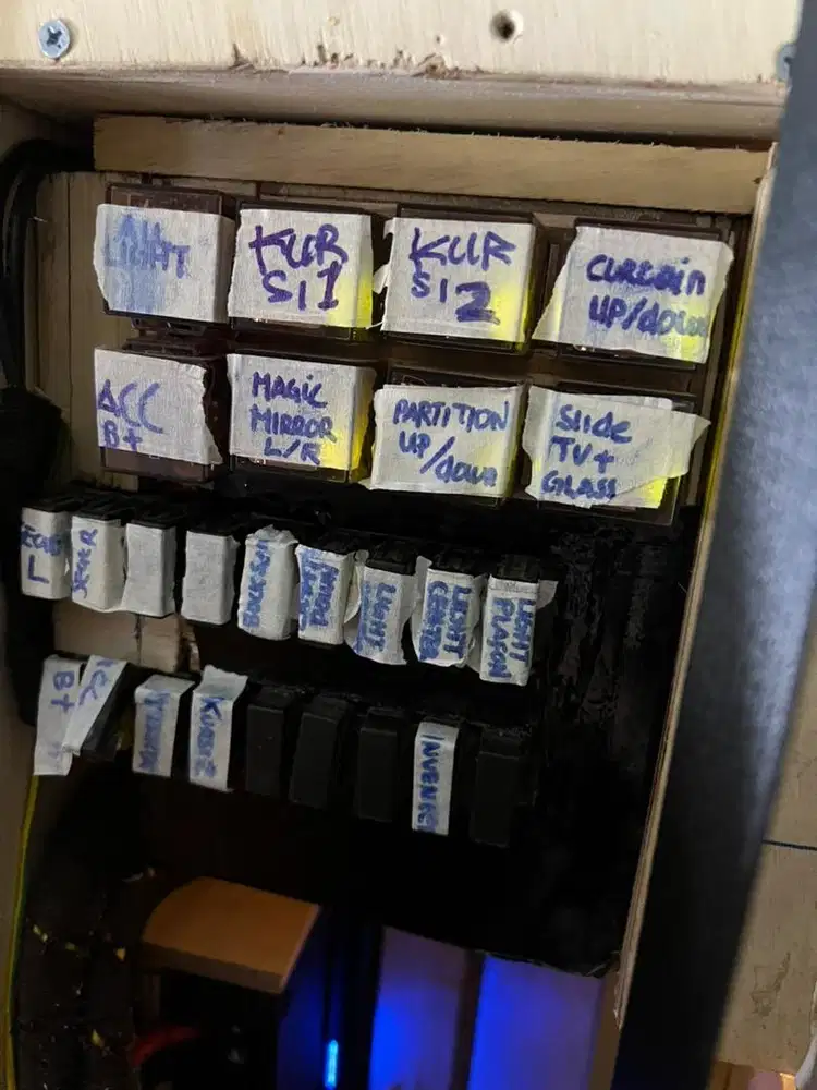 Dicari Audio/ electrical installer