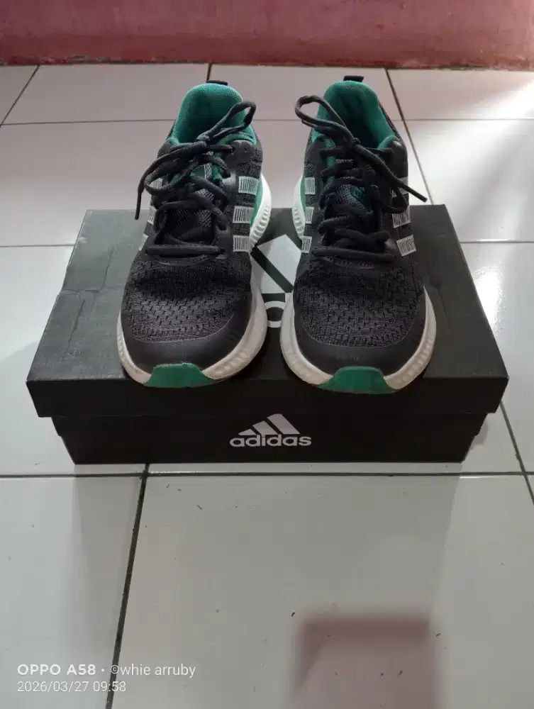 Sepatu Adidas Size 38