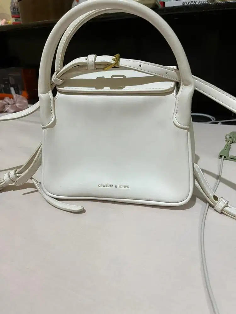 Jual tas selempang ck