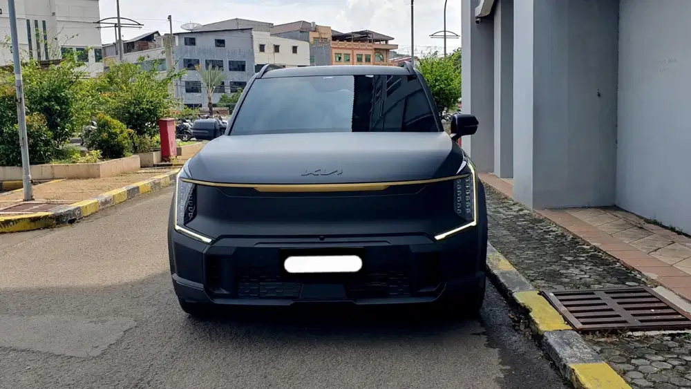 Km20rb kia ev9 ev 9 gt line awd 2023 putih stiker black matte