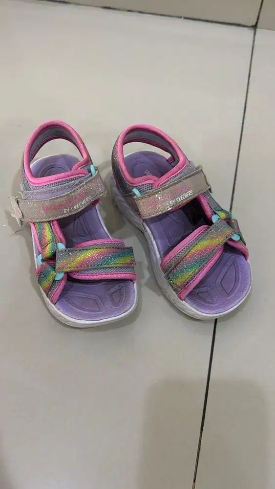 Preloved Sendal Anak Perempuan Sketchers Unicorn