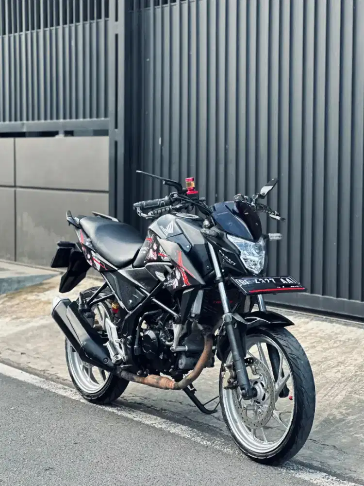 Honda Cb 150R tahun 2015
