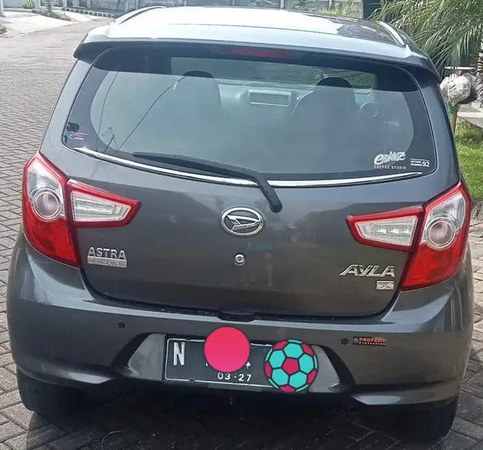 Daihatsu ayla 1.0 type X metik abu2