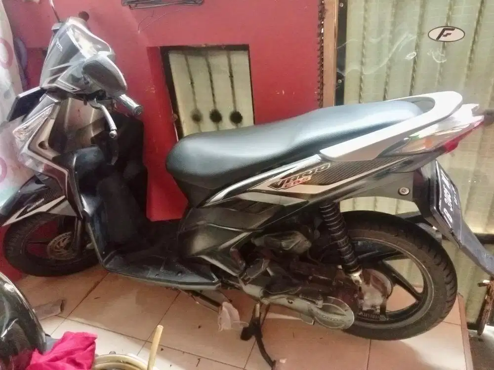 Dijual motor bekas Vario CBS 2011