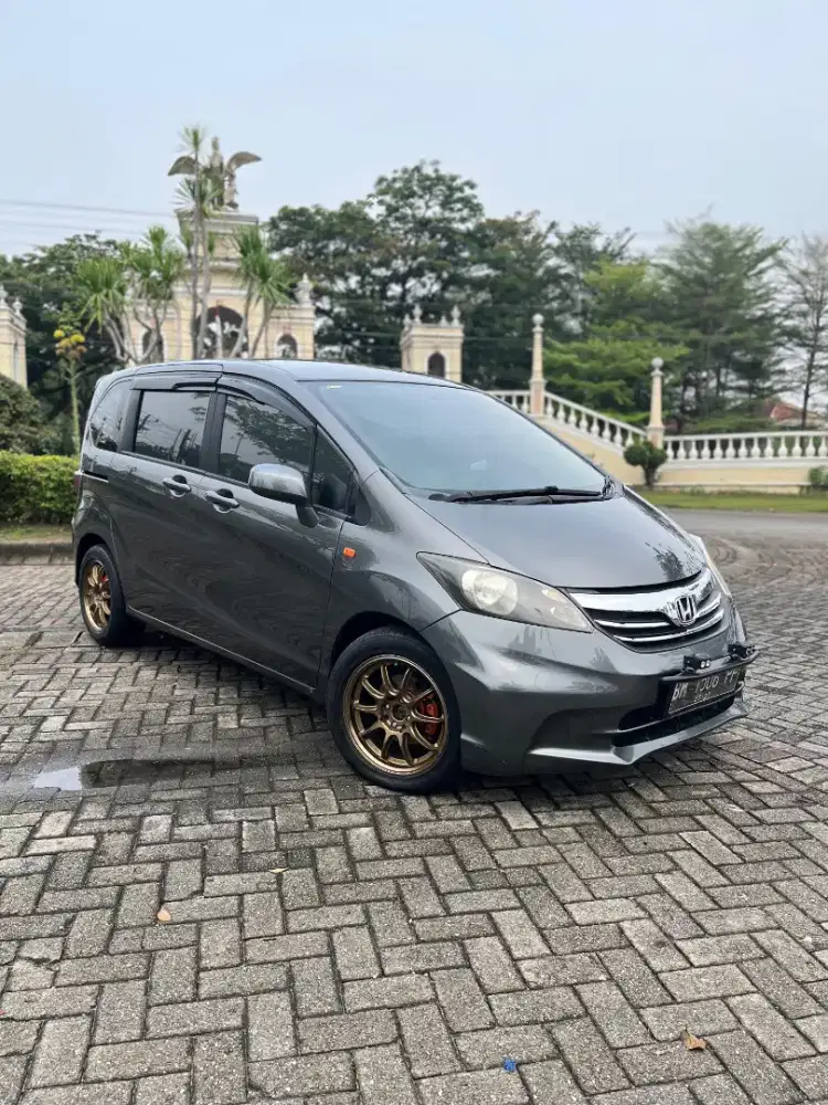 Honda Freed SD A/T Facelift