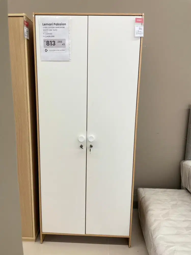 LEMARI PAKAIAN 2 PINTU